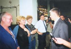 Premijer Đinđić u razgovoru sa radnicima 